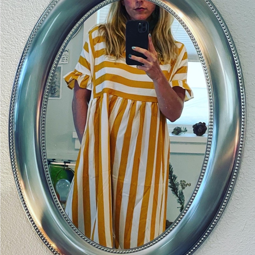 She’s soft and bright and I love her. Deep pockets are a key feature.